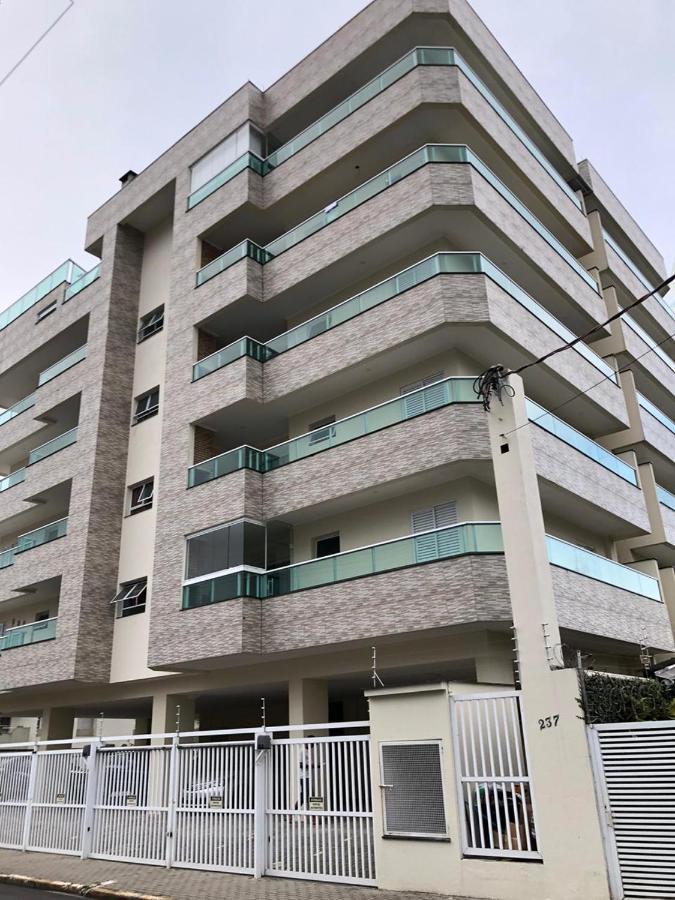 Apartamento No Itagua, Vista Panoramica Do Mar, Otima Localizacao - Edificio Mikonos 乌巴图巴 外观 照片